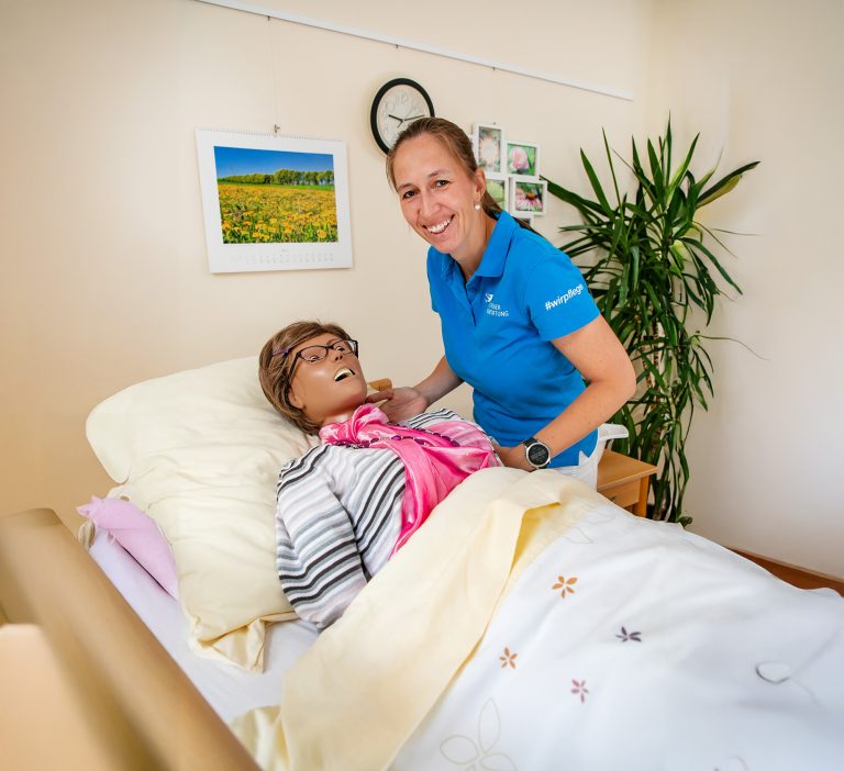 susanne behrens rostocker heimstiftung 1 - Ausbildung Pflegefachkraft Rostock - Karriere bei der Rostocker Heimstiftung